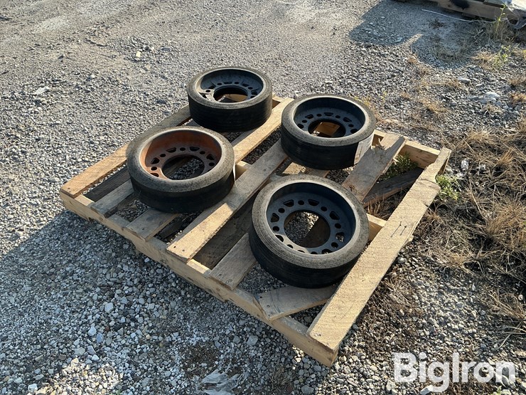 john-deere-8020-image-5