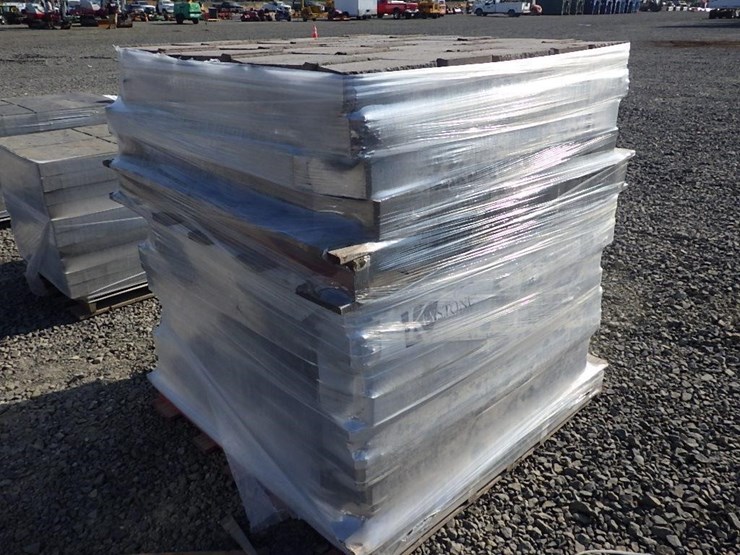 retaining-wall-3"-h-x-10"-w-image-2