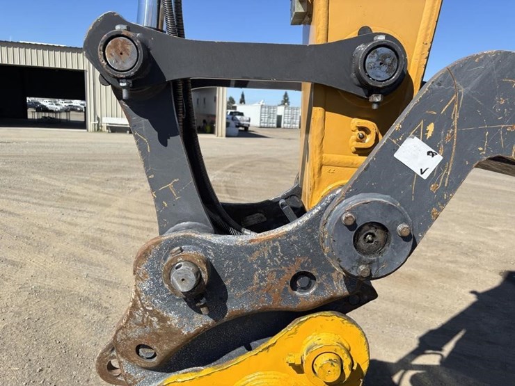 2023-xcmg-xe155ucr-hydraulic-excavator-image-15