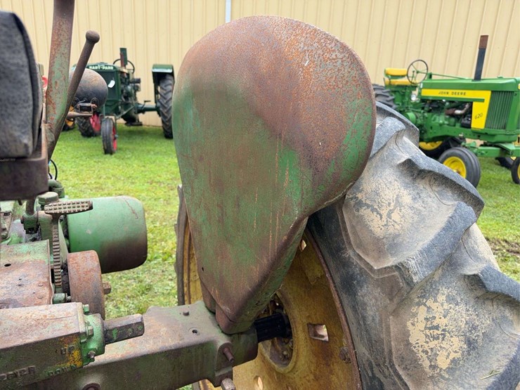 john-deere-b-image-34