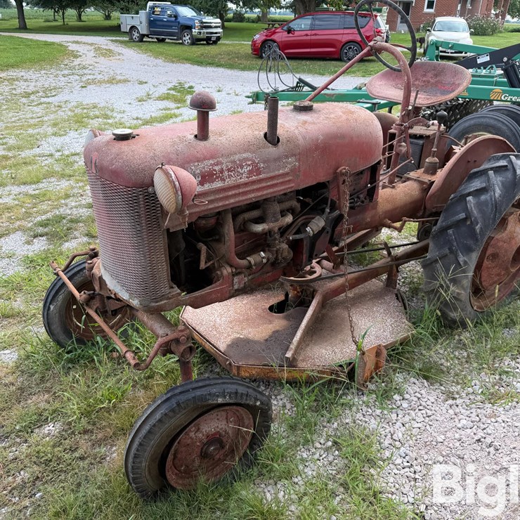 1949 INTERNATIONAL CUB