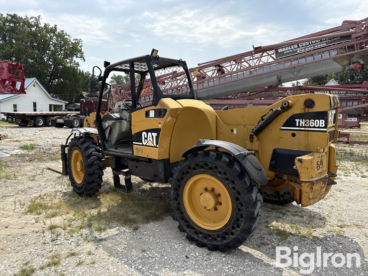 2005-caterpillar-th360b-image-7