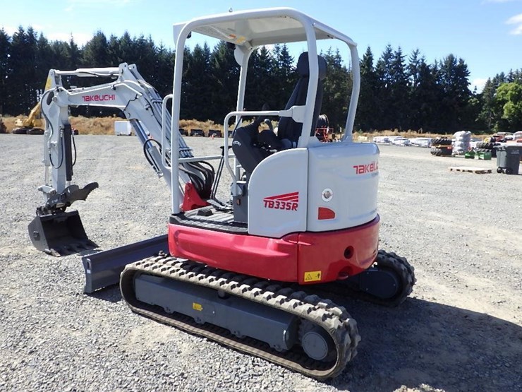 takeuchi-tb335r-image-3