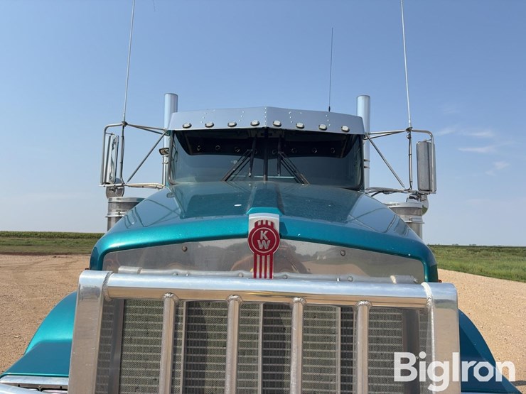 2010-kenworth-t800-image-17