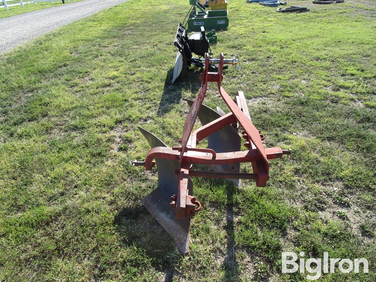 dearborn-10-158-image-2