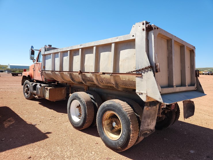 1979-international-f-2554-dump-truck-image-43