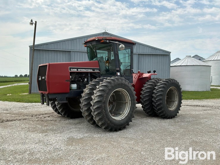 1992-case-ih-9230-image-1