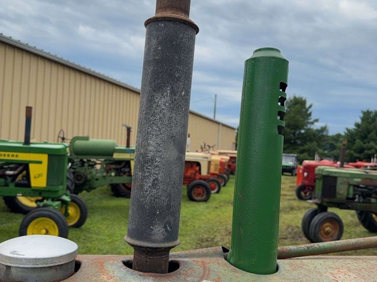 john-deere-b-image-12