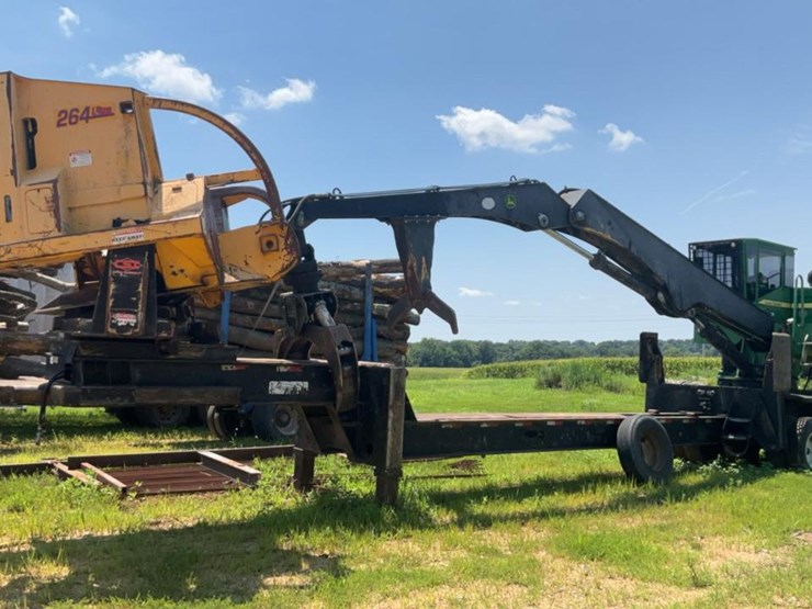 2013-deere-437d-image-2