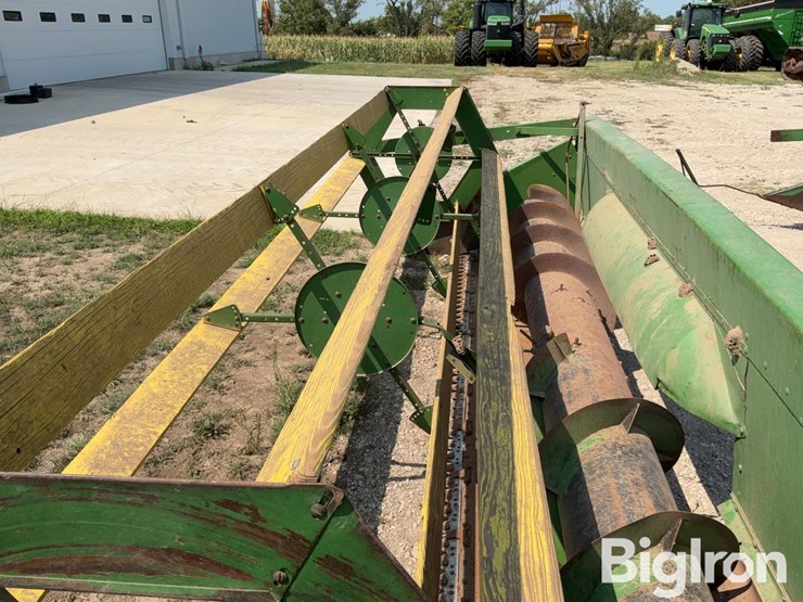 john-deere-14-image-12