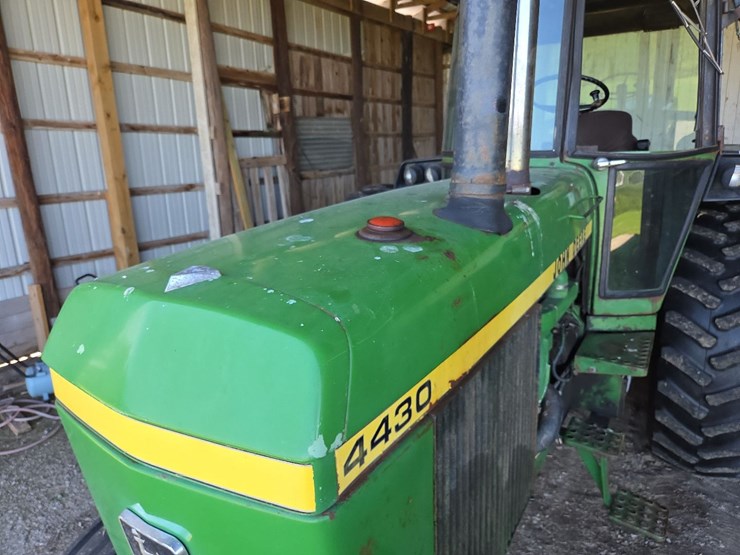 john-deere-4430-image-41