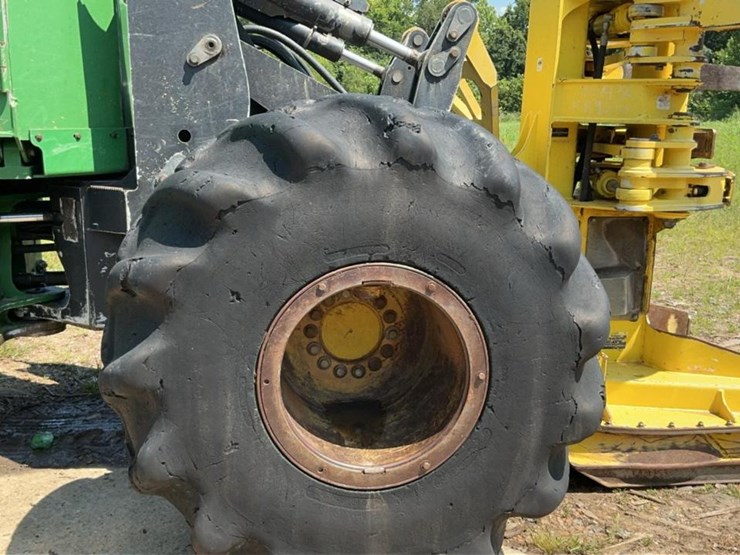 2013-deere-843k-image-64
