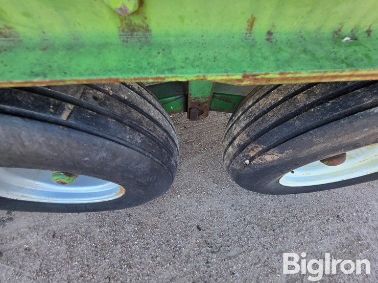 john-deere-716a-image-13