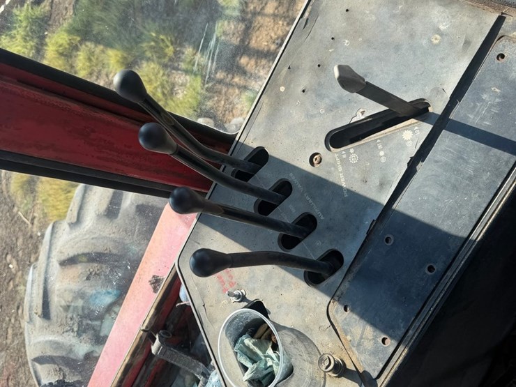 1983-massey-ferguson-4880-image-77