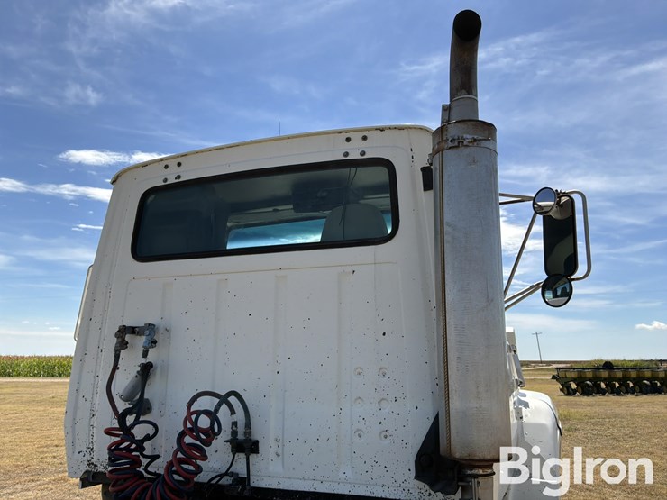 1987-ford-l9000-image-17