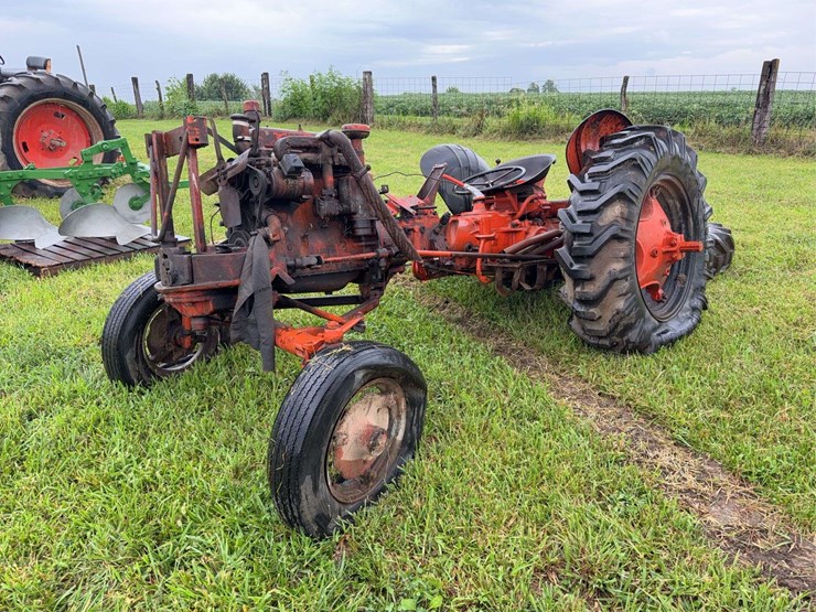 case-vac-parts-tractor-image-1