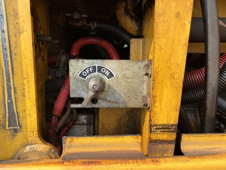 2009-deere-772g-image-72