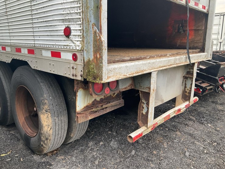 fruehauf-trailer-image-8