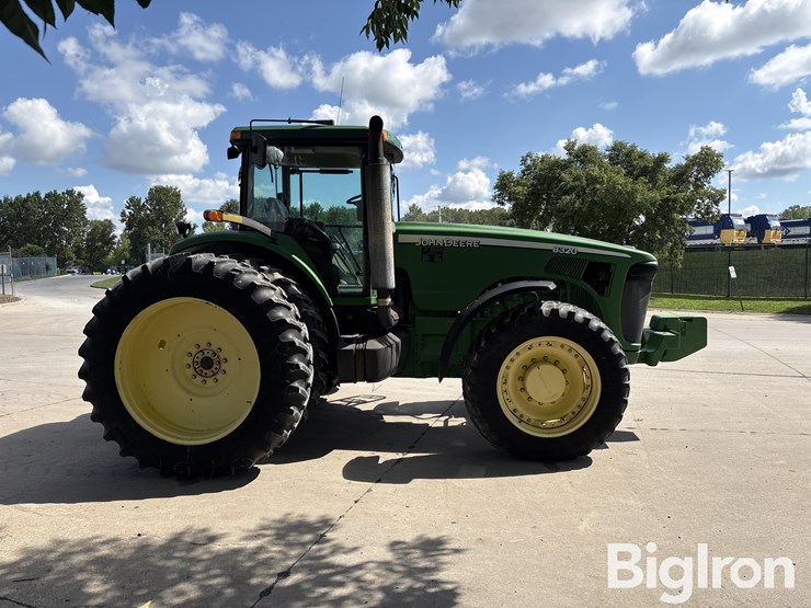2002-john-deere-8320-image-4