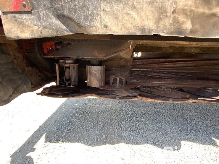 2008-massey-ferguson-9635-image-13