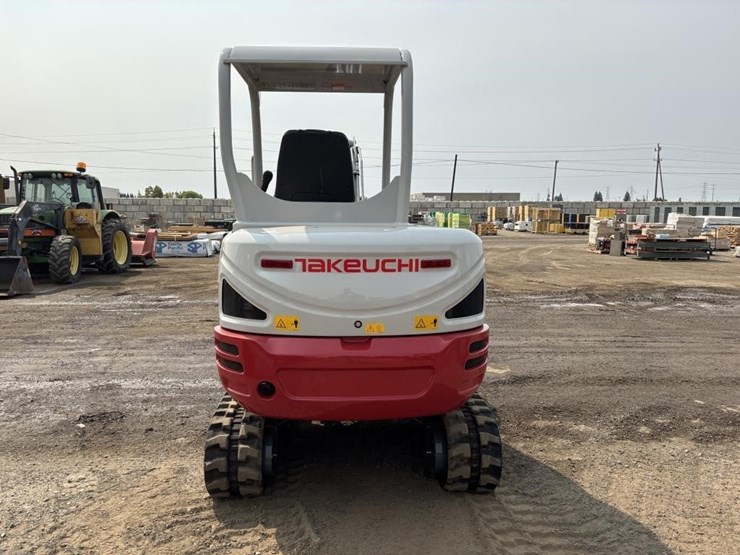 2026-takeuchi-tb235-2-image-8