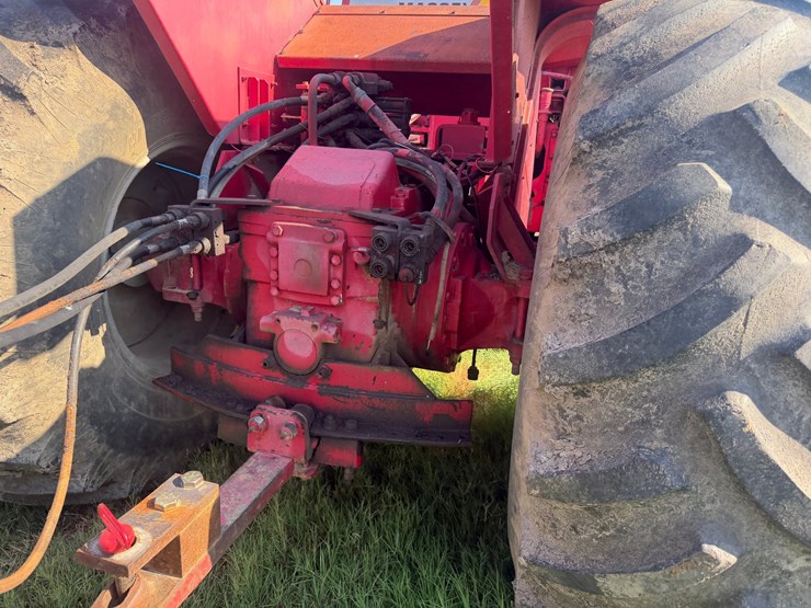 1983-massey-ferguson-4880-image-18