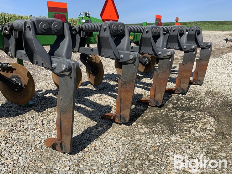 2015-john-deere-5-image-20