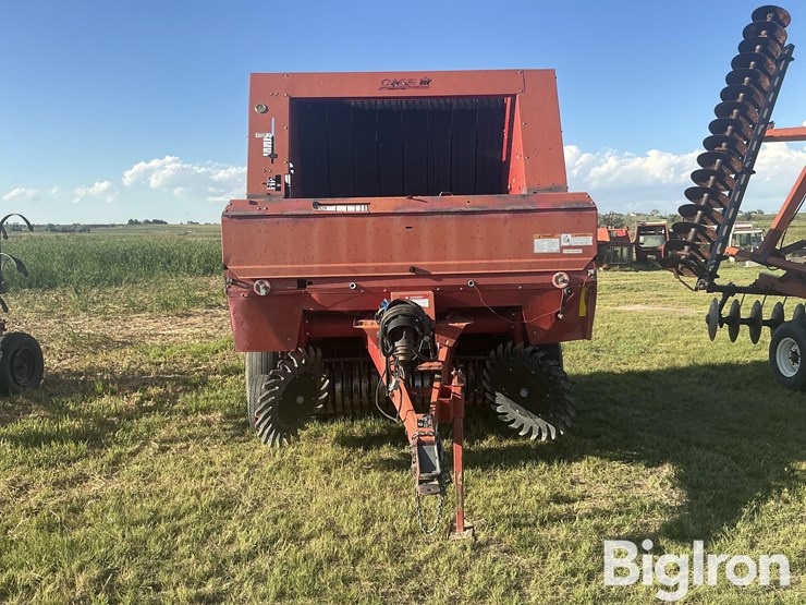 case-ih-rbx561-image-2