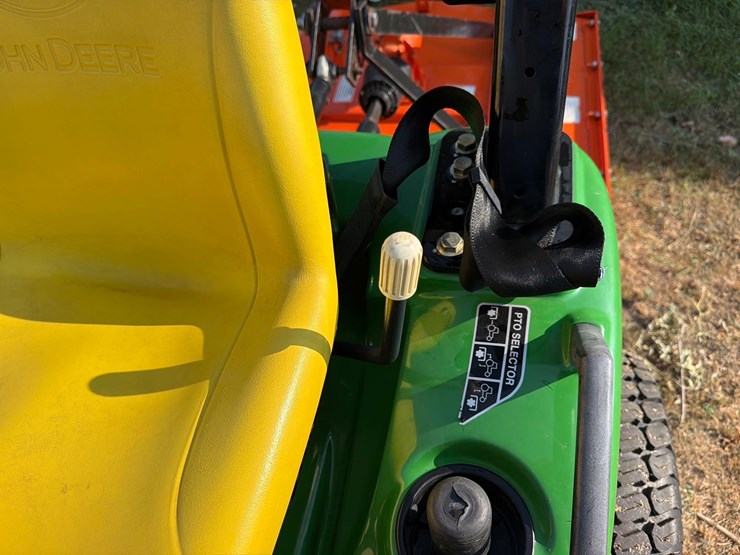 john-deere-2035-image-18
