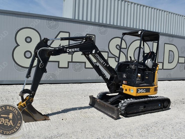 2020-deere-26g-image-13
