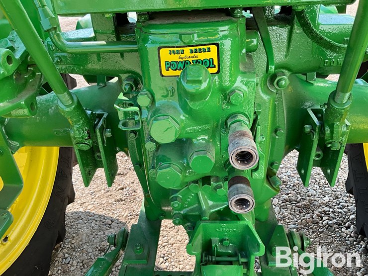 1952-john-deere-g-image-13