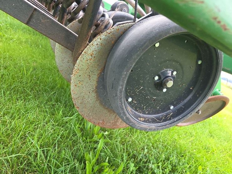 john-deere-1690-image-36