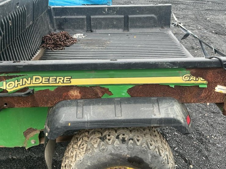 john-deere-gator-image-27