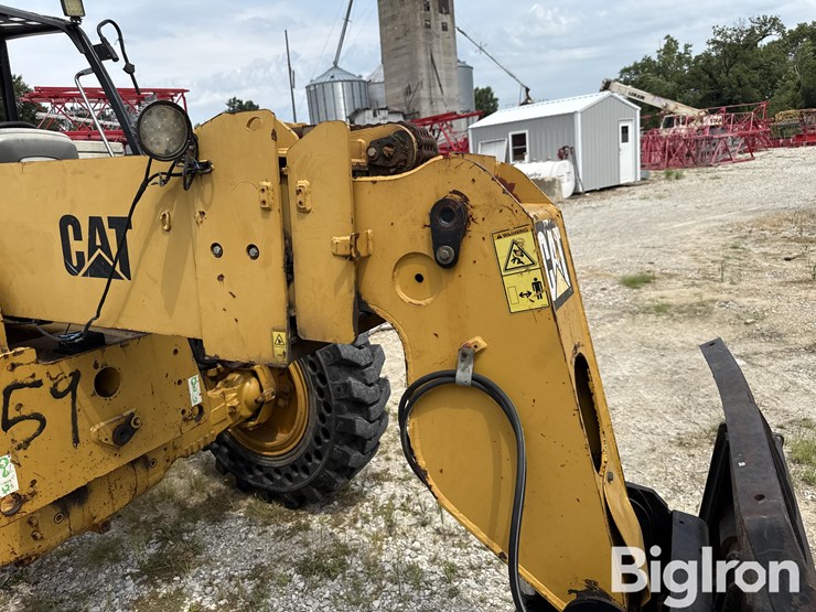 2005-caterpillar-th360b-image-12