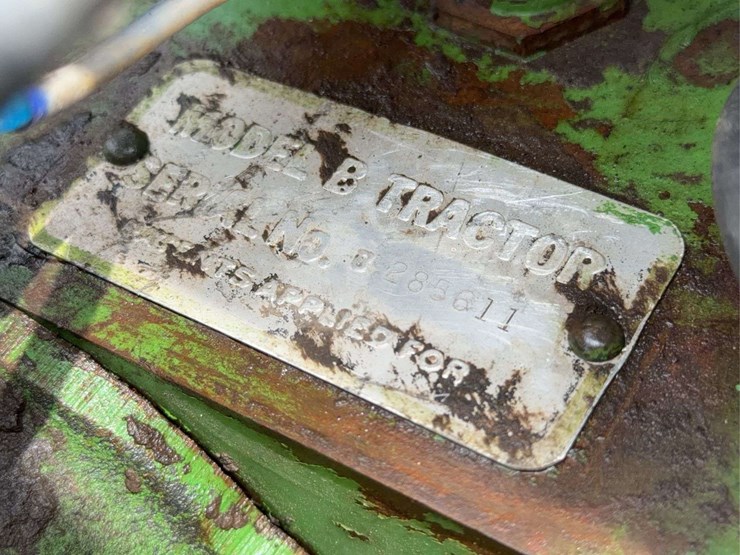 john-deere-b-image-48