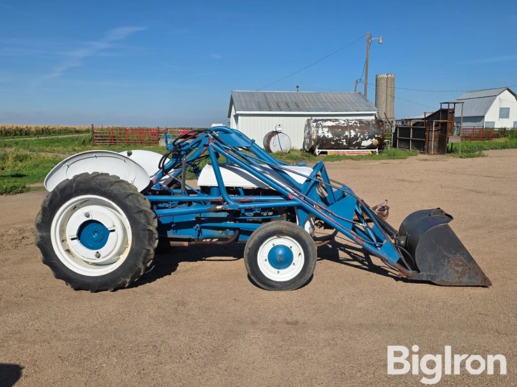 ford-8n-image-4