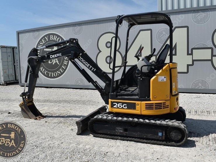 2020-deere-26g-image-14