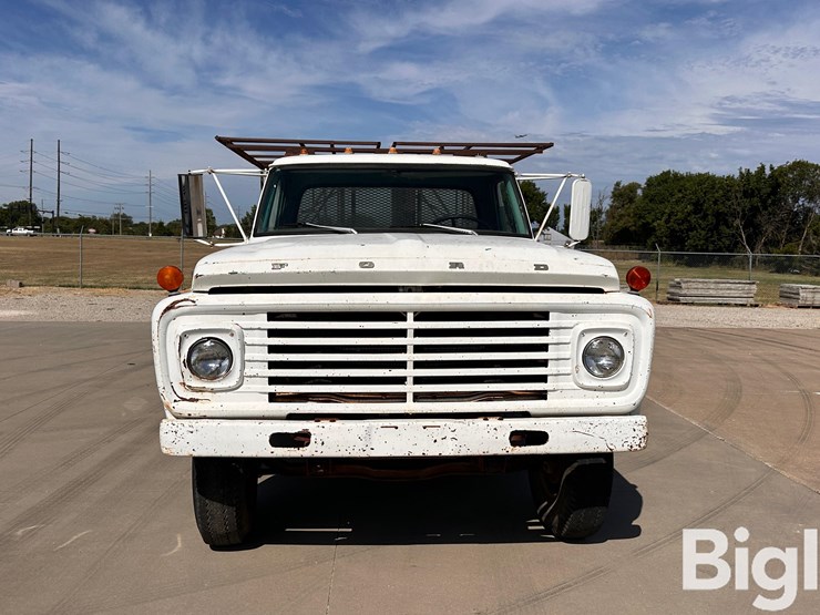 1968-ford-600-image-2
