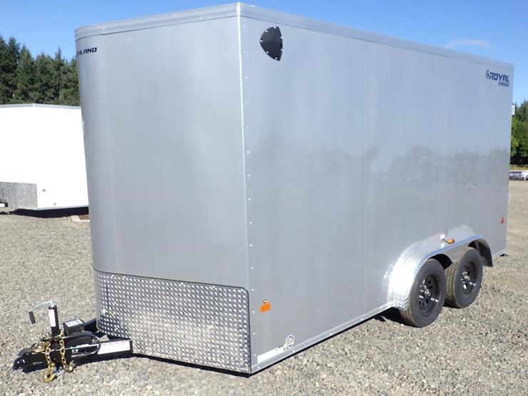 2027-royal-lcht35-7.516v-86-t/a-enclosed-trailer-image-1