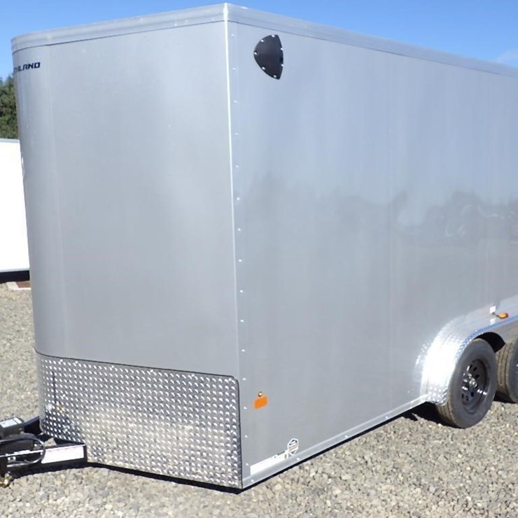 2027 Royal LCHT35-7.516V-86 T/A Enclosed Trailer