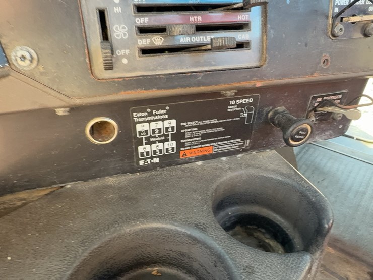 2000-international-9100-image-71