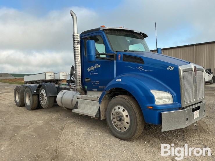 2019-kenworth-t880-image-3