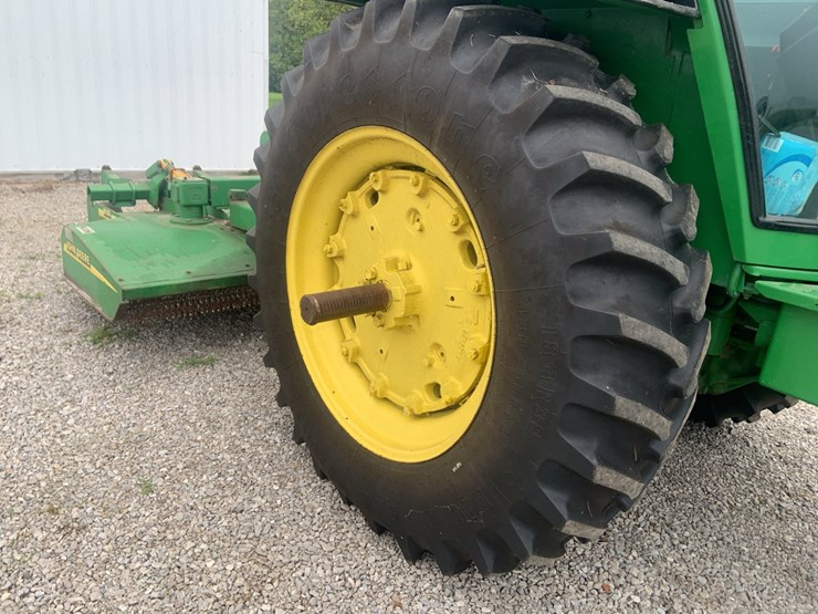 1977-john-deere-4230-image-12