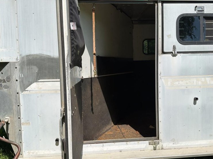 #660-•-sundowner-4-horse-trailer-image-7