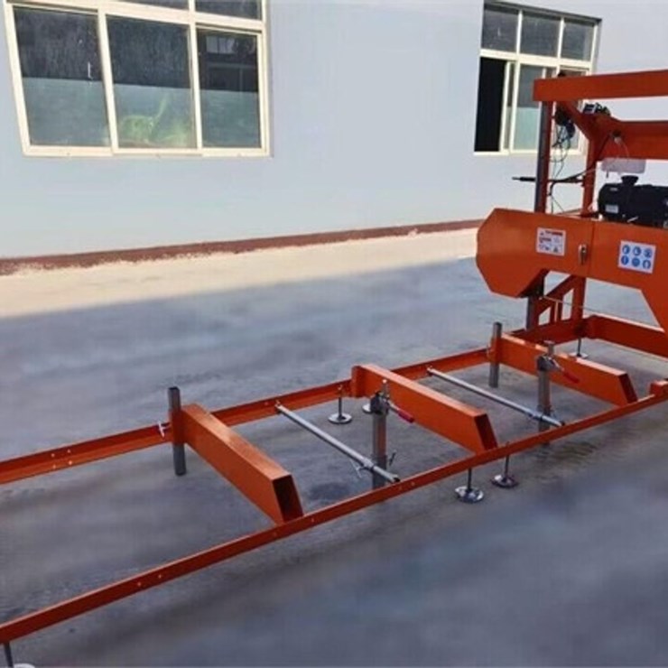 #2105 • PORTABLE SAWMILL