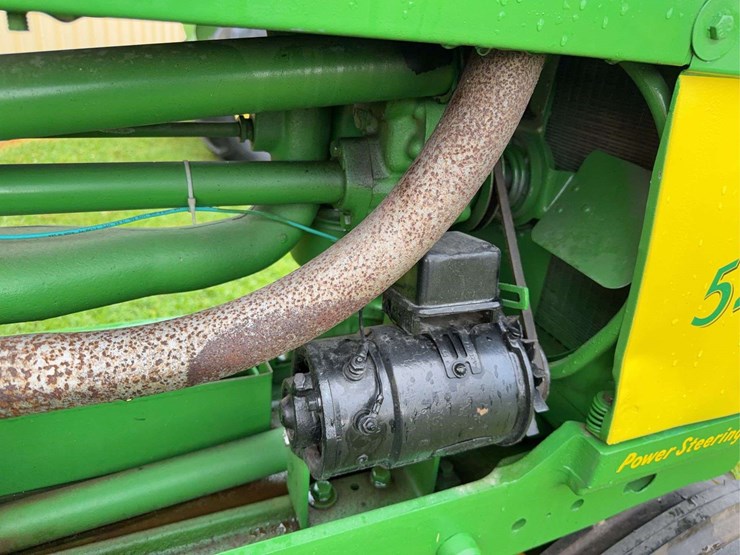 john-deere-520-image-17