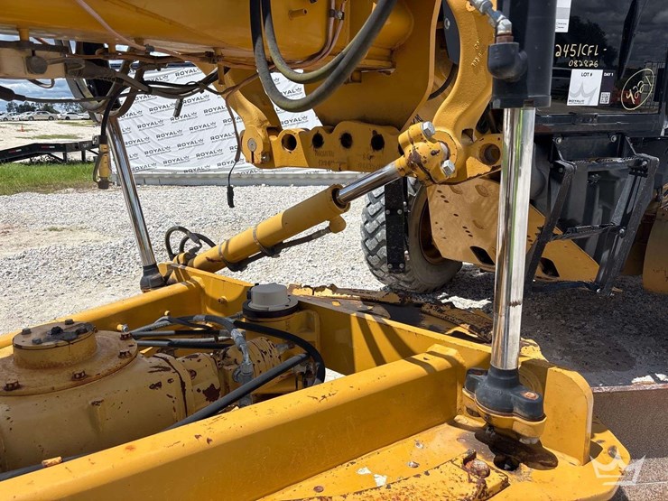 caterpillar-c6.6-image-27