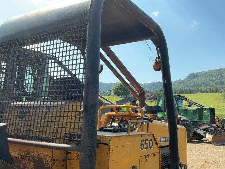 deere-550c-image-19