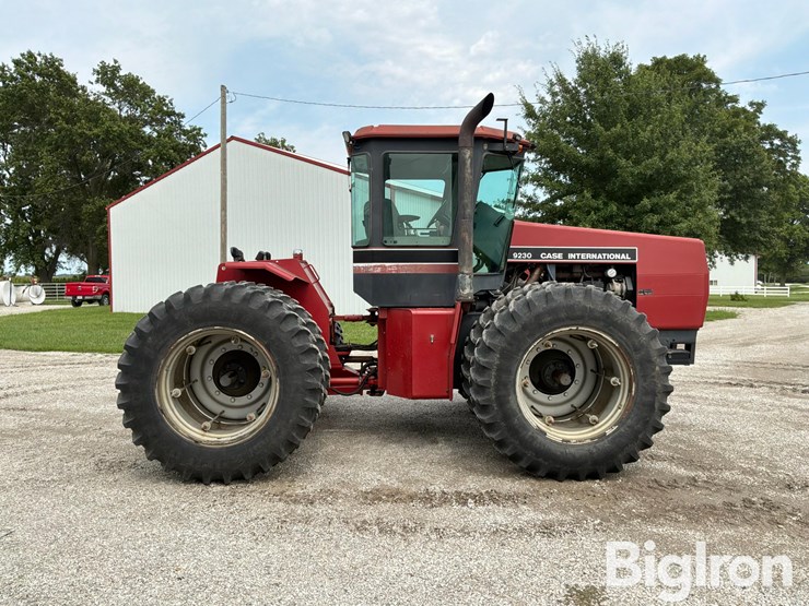 1992-case-ih-9230-image-4