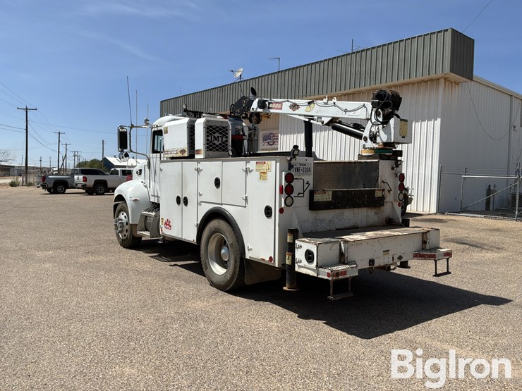 2008-peterbilt-335-image-7